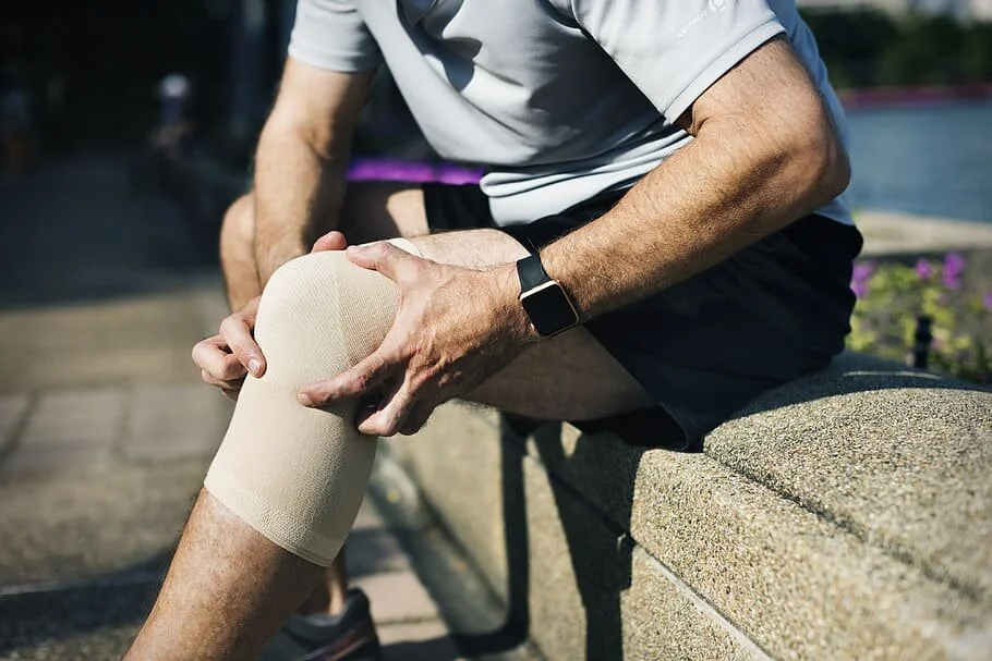 Knee+pain.jpg